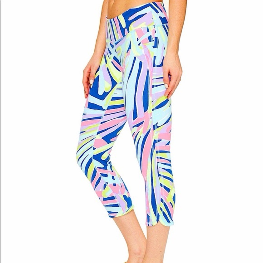 LILLY PULITZER Luxletic Cropped Weekender Legging Indigo Sea Dreamin